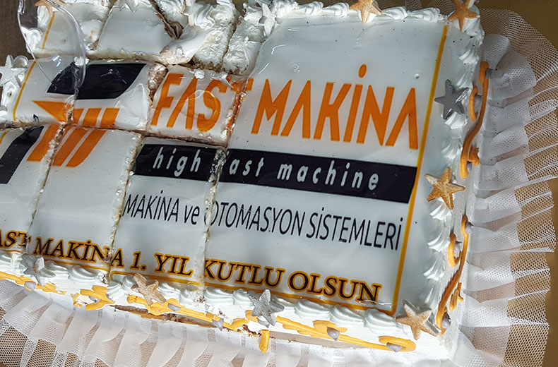 Fast Makine 1. yılını kutladı